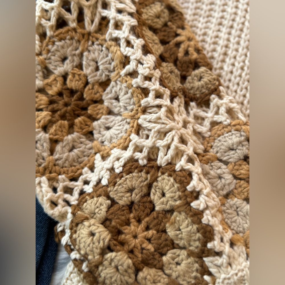 Beige ivory Flower floral granny embroidered cardigan boho bohemian sweater - Picture 12 of 16